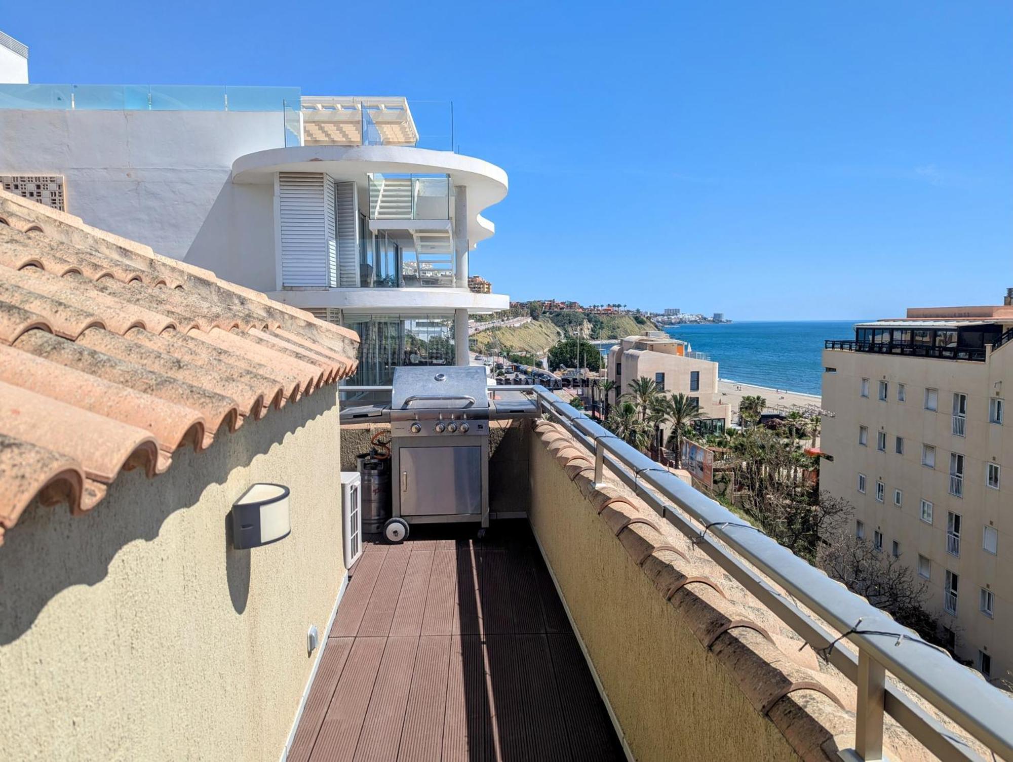 Modern Penthouse Apartment - 1 Min From The Beach Fuengirola Zewnętrze zdjęcie